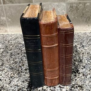 Hobby Lobby - Faux Stacked Books